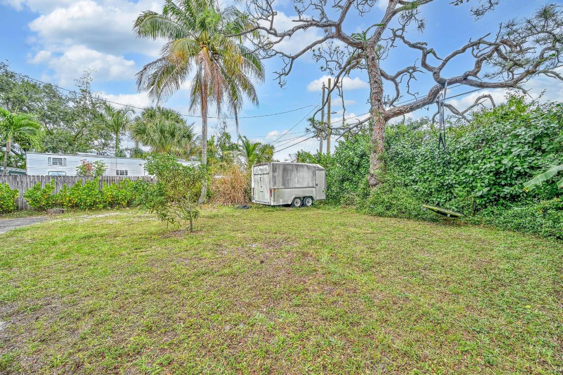 PINE GARDENS - Residential