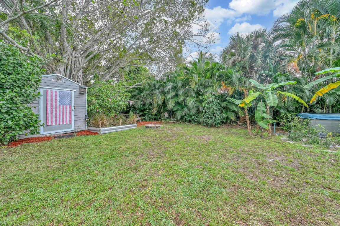 PINE GARDENS - Residential