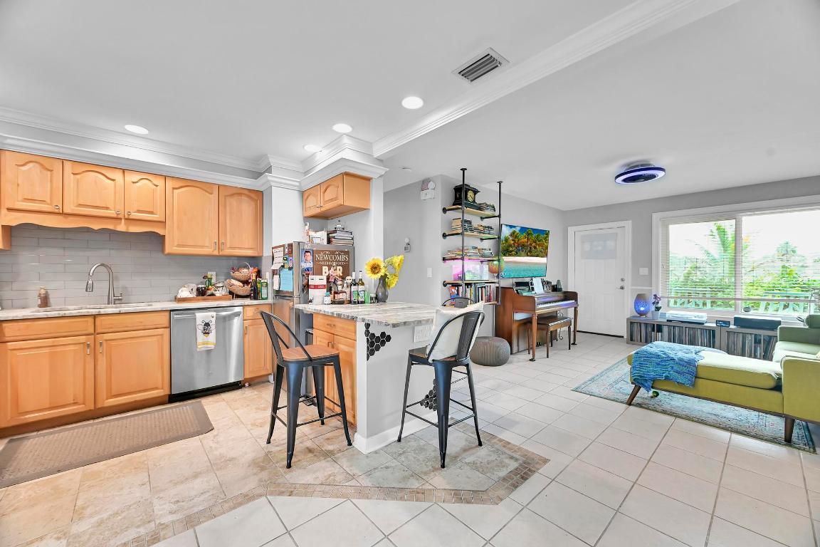 PINE GARDENS - Residential