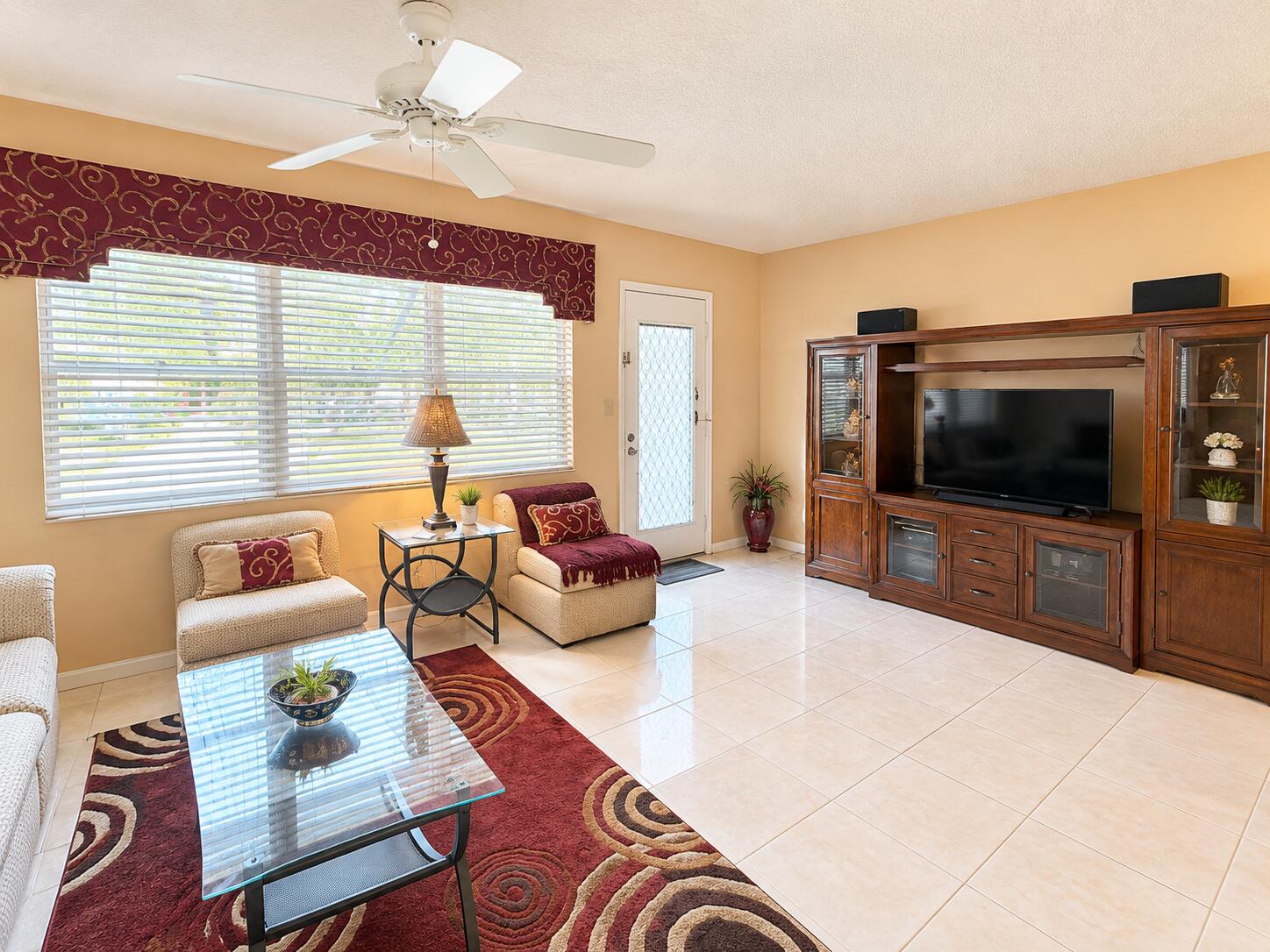 3305 ARUBA Way G1