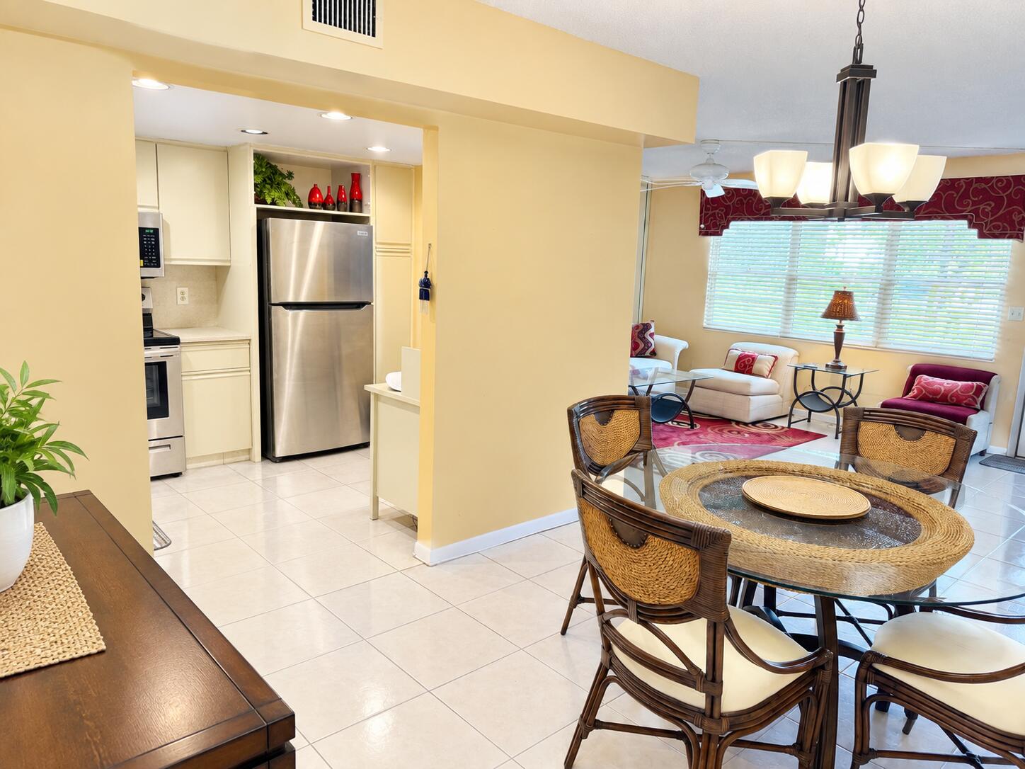 3305 ARUBA Way G1