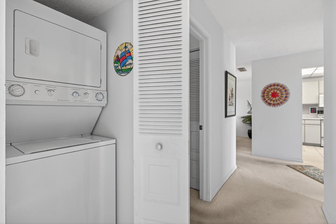 WILLIAMSBURG AT HERITAGE RIDGE CONDO - Residential