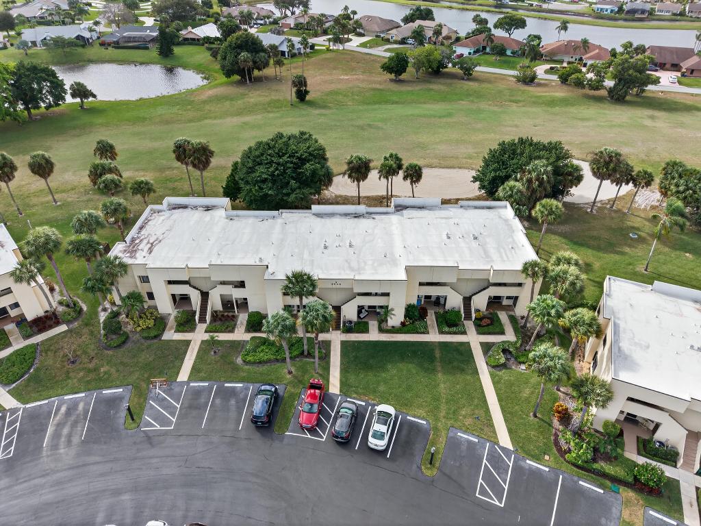 WILLIAMSBURG AT HERITAGE RIDGE CONDO - Residential