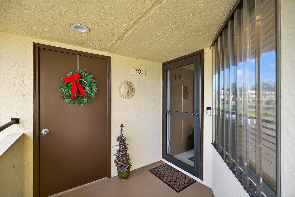 WILLIAMSBURG AT HERITAGE RIDGE CONDO - Residential