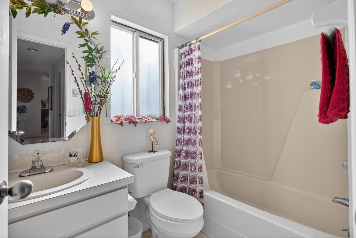 WILLIAMSBURG AT HERITAGE RIDGE CONDO - Residential