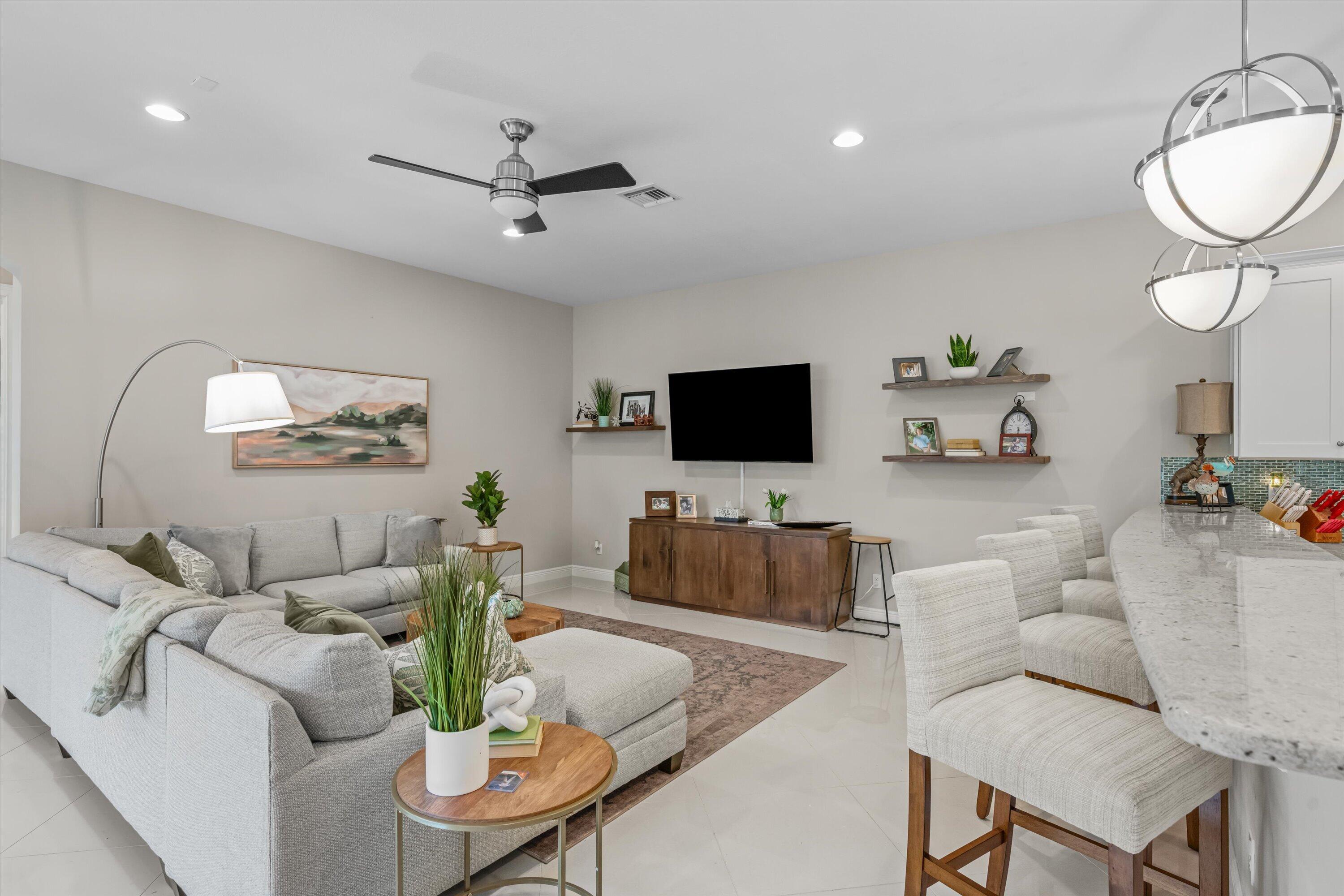 LOXAHATCHEE RESERVE - Residential