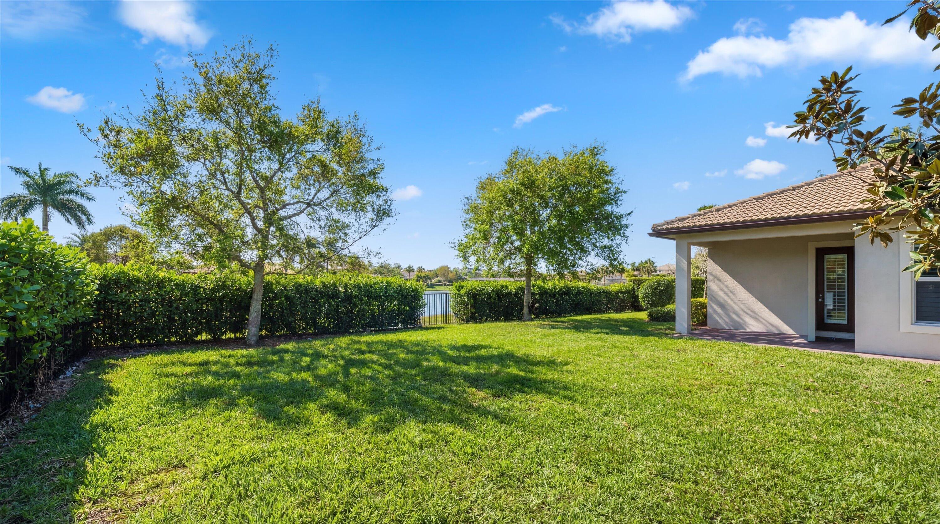 LOXAHATCHEE RESERVE - Residential