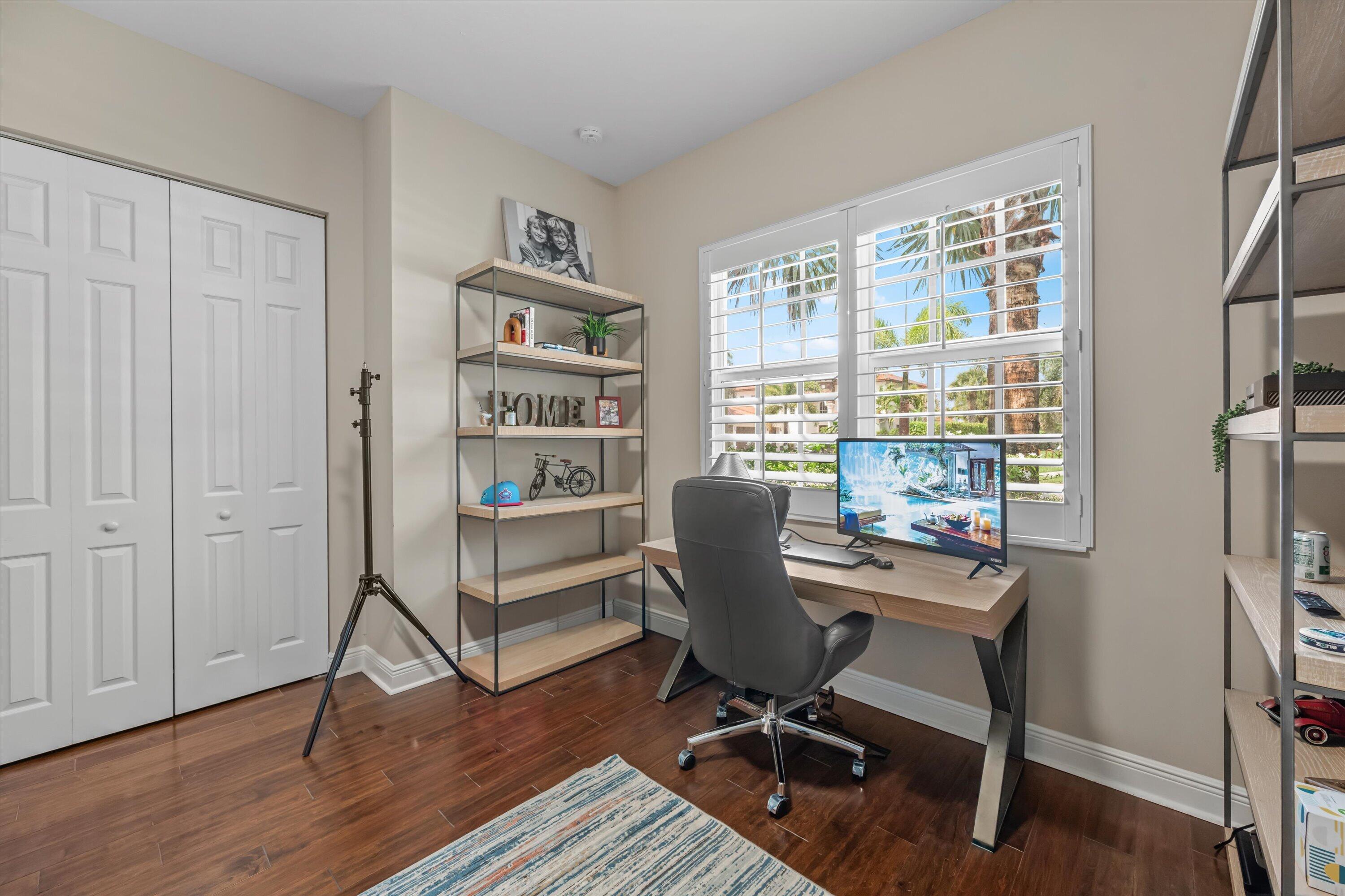 LOXAHATCHEE RESERVE - Residential