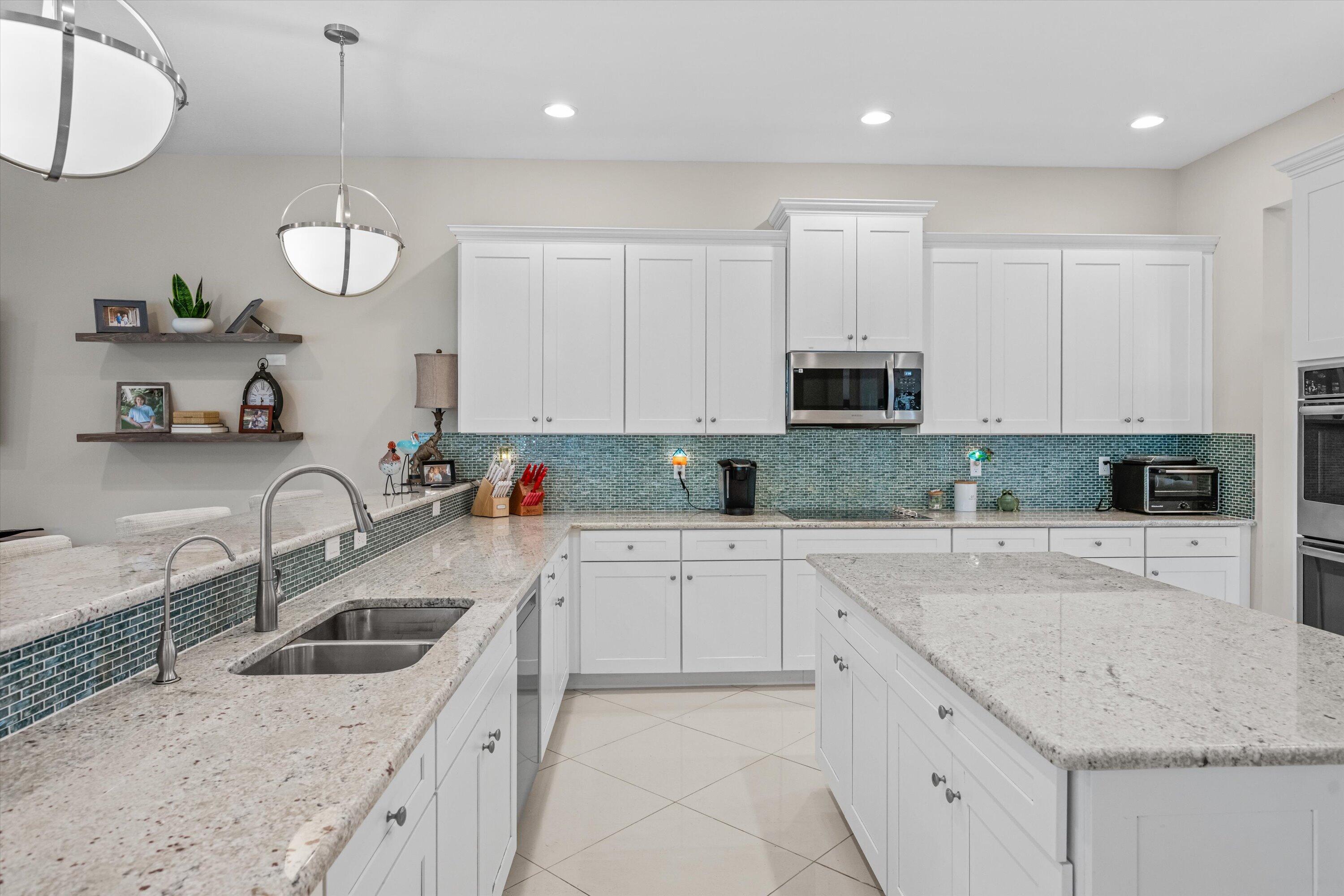 LOXAHATCHEE RESERVE - Residential