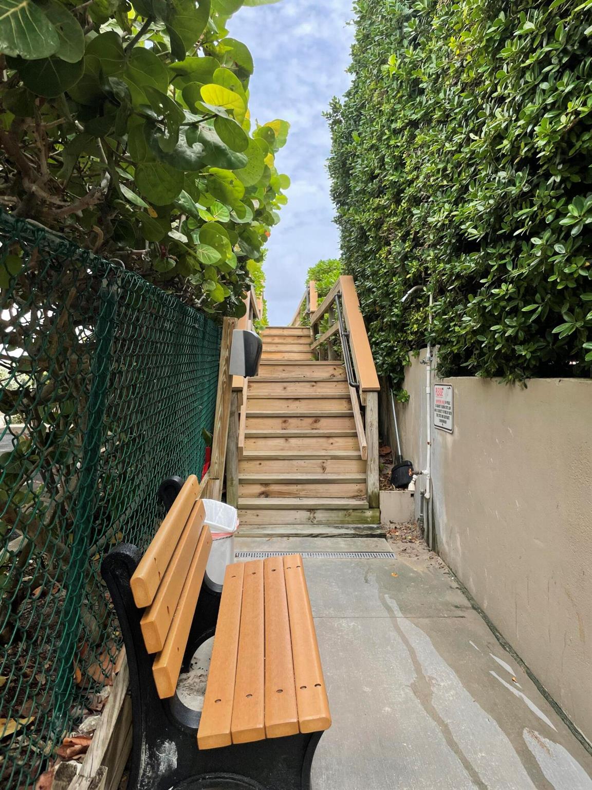 SOUTHGATE CONDO - Residential Lease