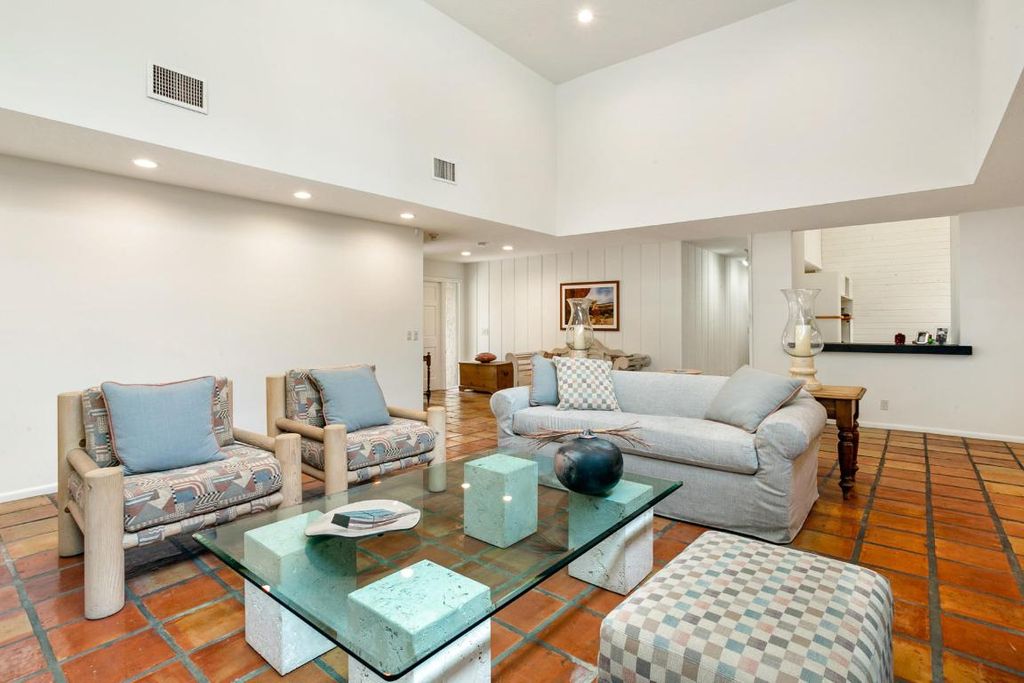 Photo of 6419 Eastpointe Pines Street, Palm Beach Gardens, FL 33418 (MLS # R10907020)