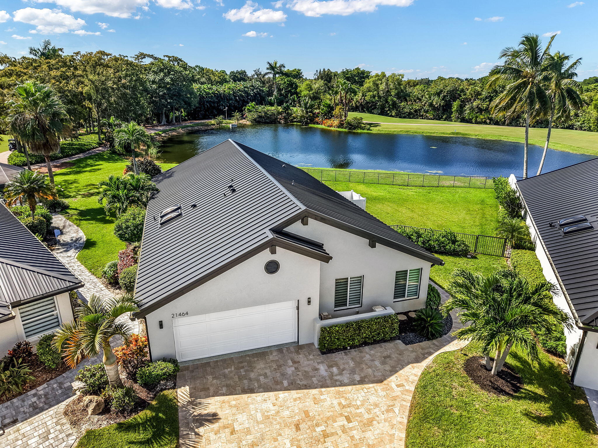 21464 Bridgeview Drive