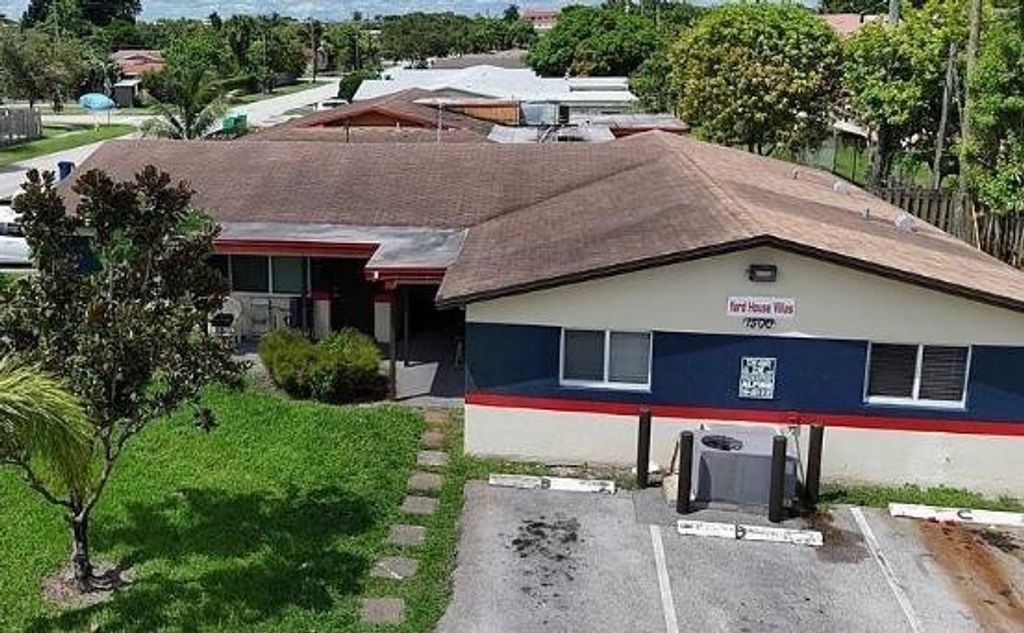 Photo of 1500 NW 58th Terrace, Sunrise, FL 33313 (MLS # F10548686)