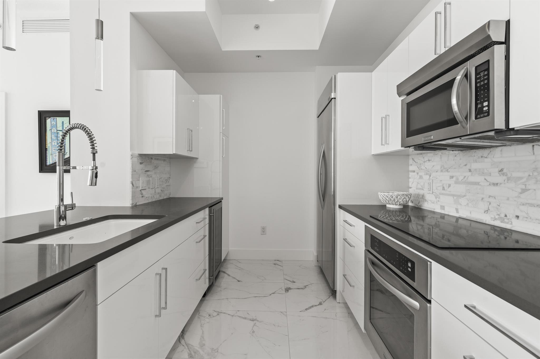 550 Okeechobee Boulevard Uph-03