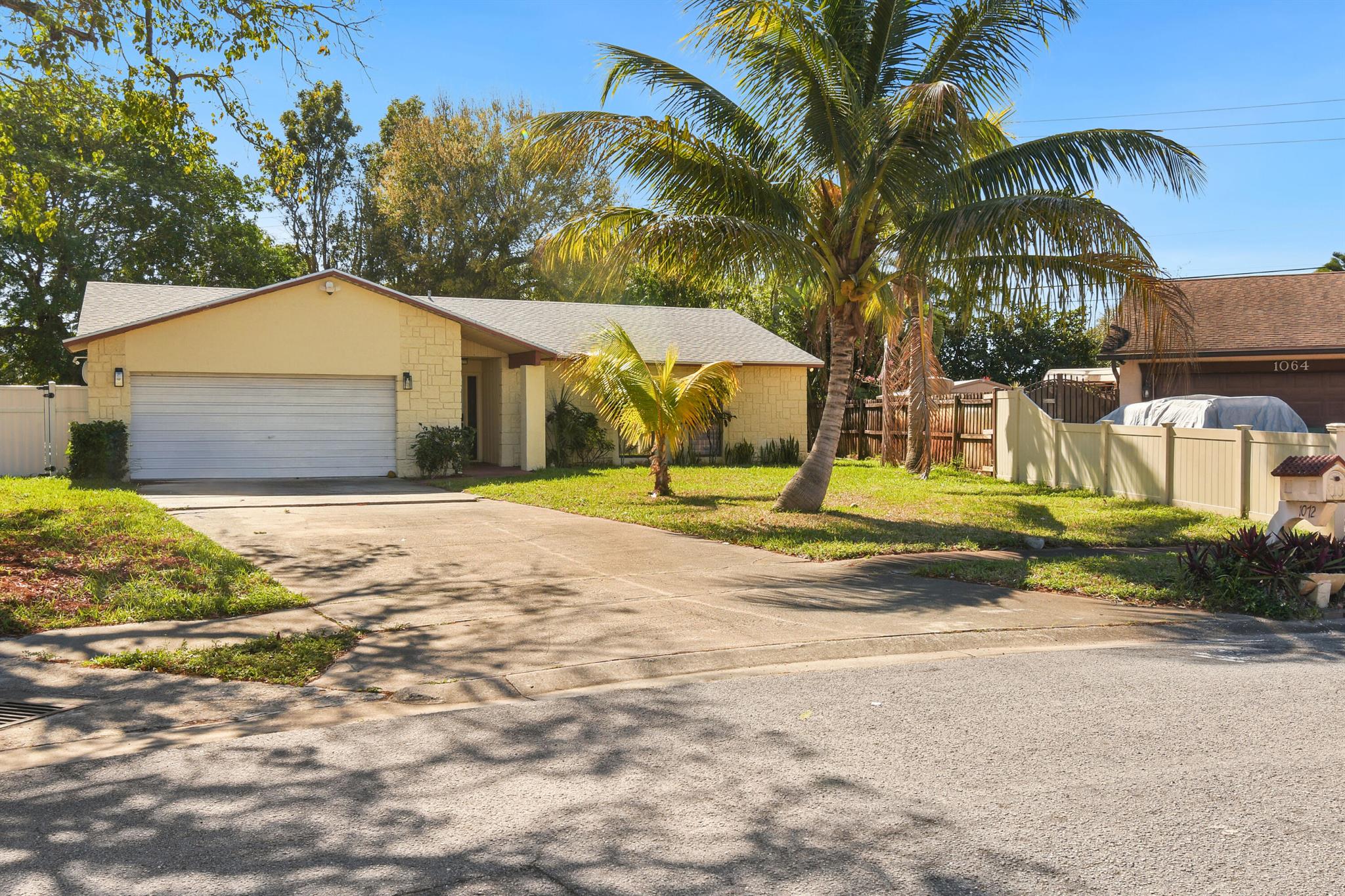 1072 Fernlea Drive