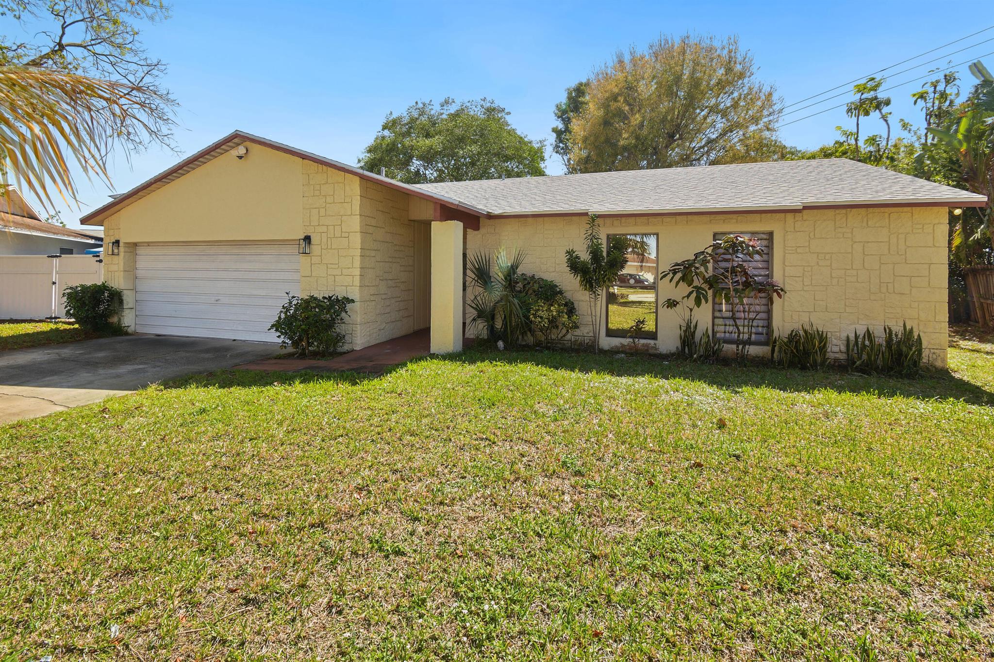 1072 Fernlea Drive