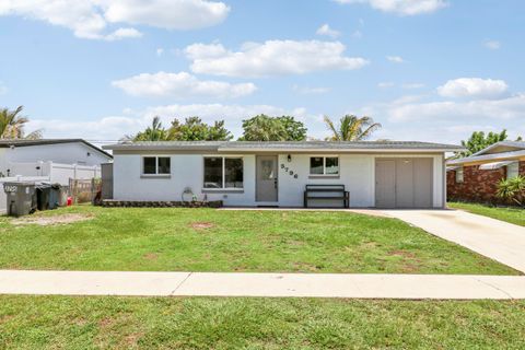 Photo of 3796 Gull Road, Palm Beach Gardens, FL 33410 (MLS # B26040222)