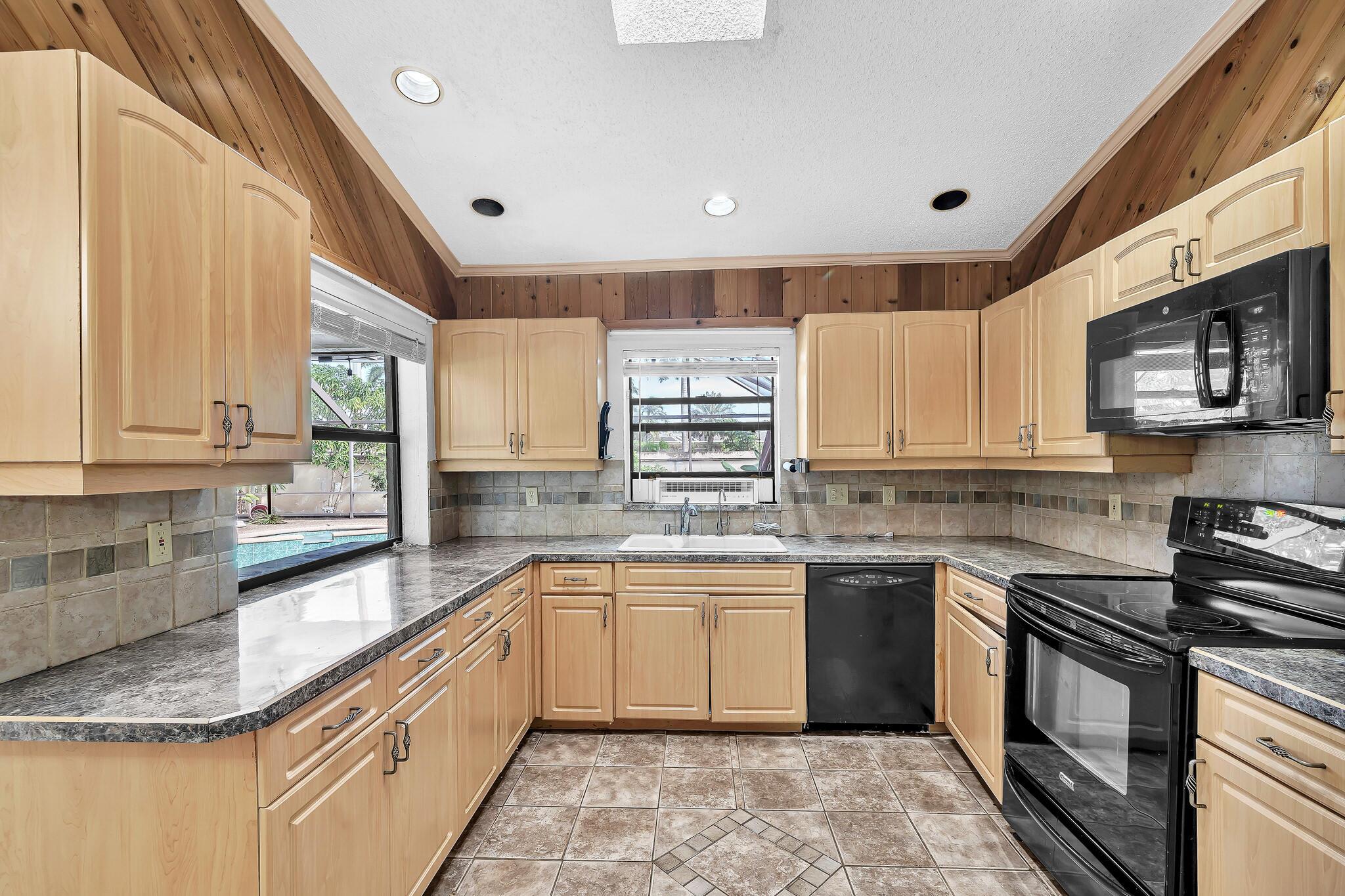 ROYAL LAND AMENDED - Residential