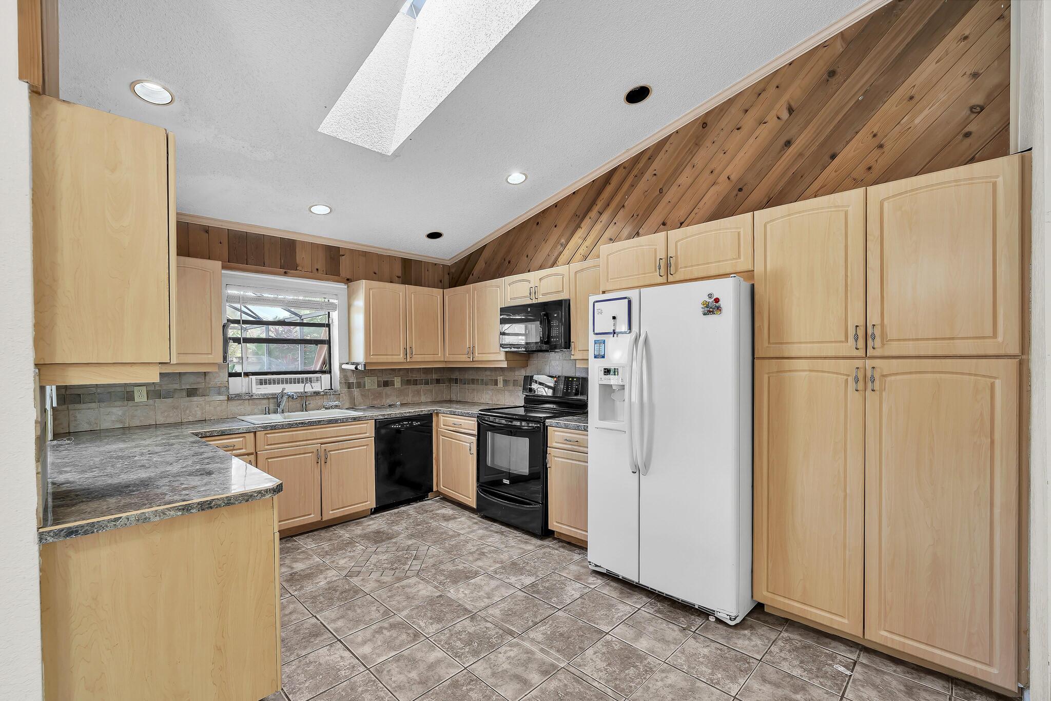 ROYAL LAND AMENDED - Residential