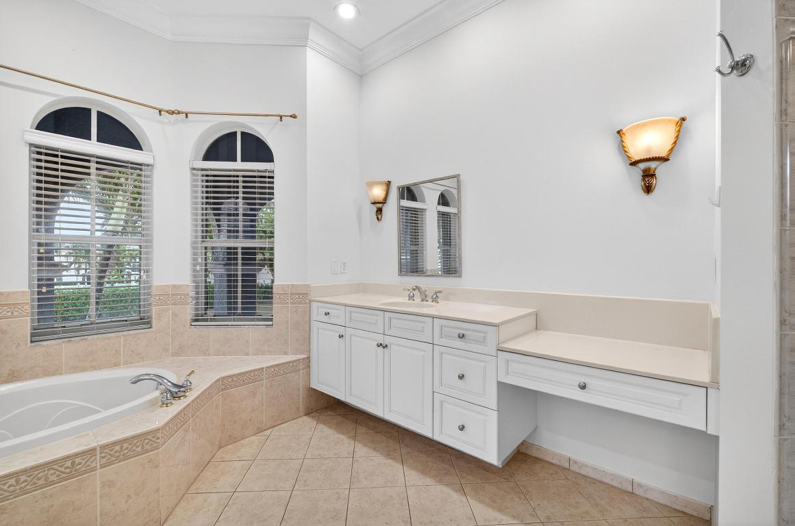 OLYMPIA 1 - Residential