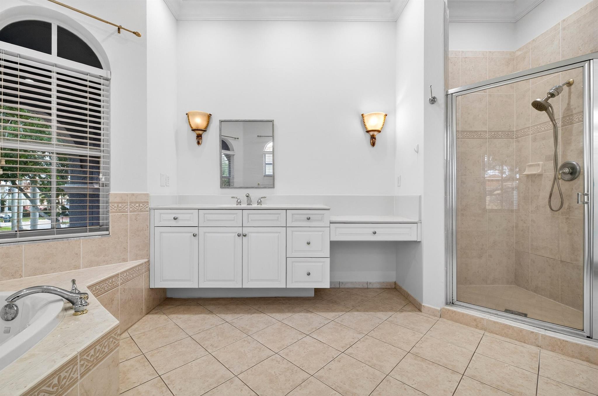 OLYMPIA 1 - Residential