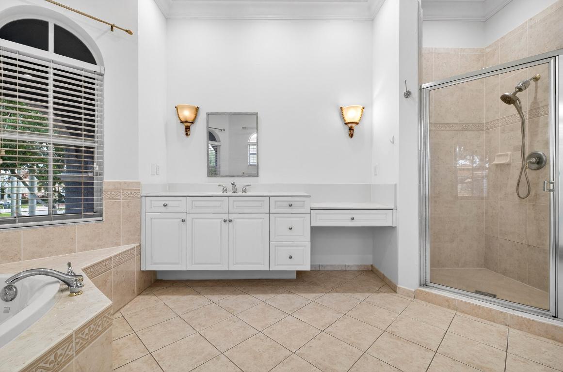 OLYMPIA 1 - Residential