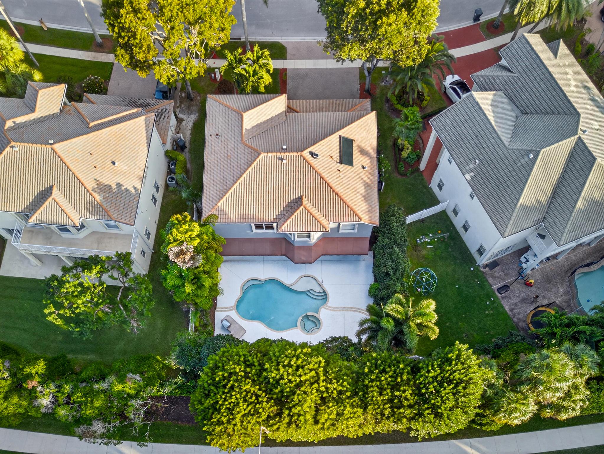 OLYMPIA 1 - Residential