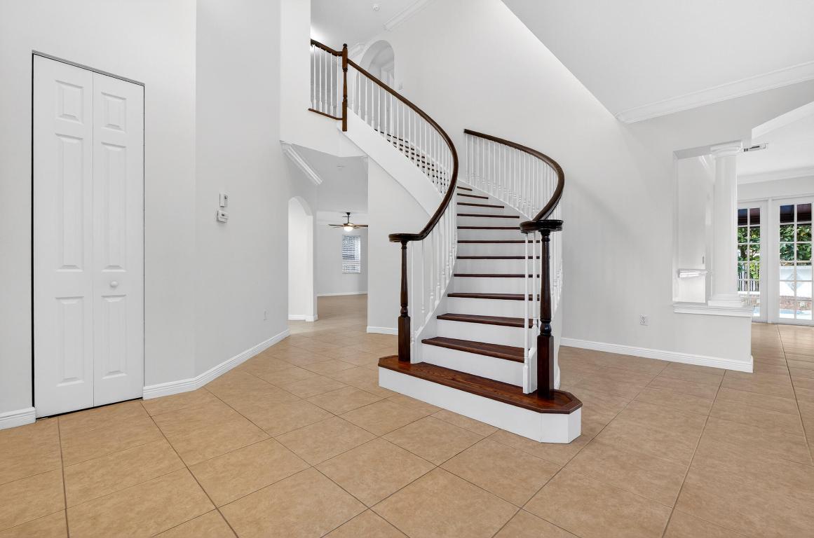 OLYMPIA 1 - Residential