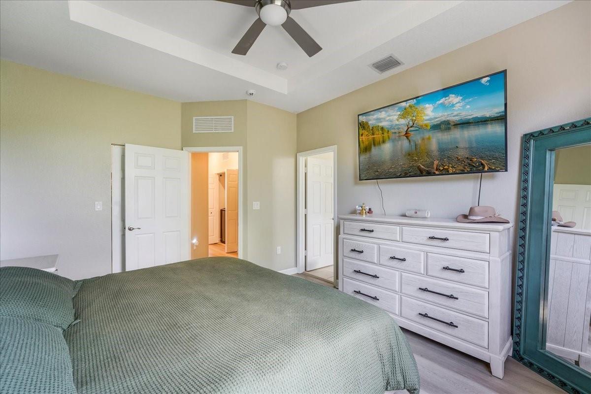 CELEBRATION POINTE - Residential
