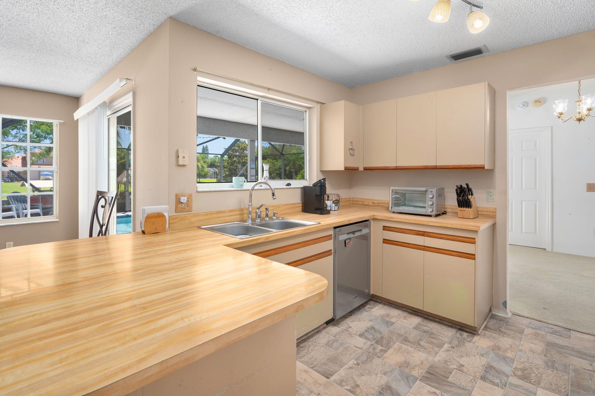 PORT ST LUCIE FLORESTA PI - Residential