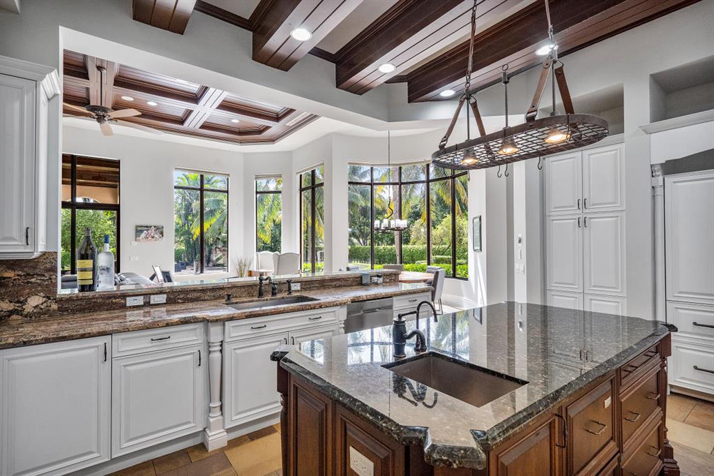 BONIELLOS ACRES - Residential