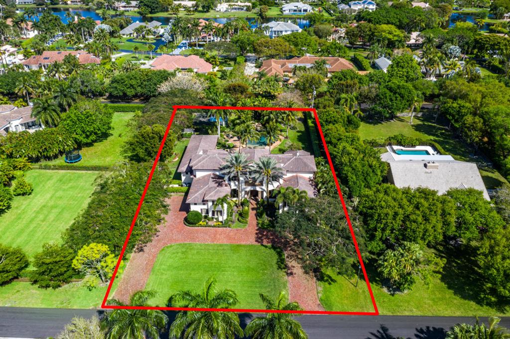 BONIELLOS ACRES - Residential