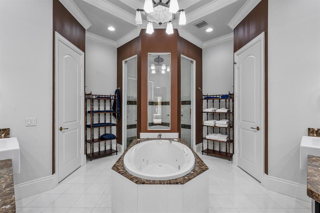 BONIELLOS ACRES - Residential