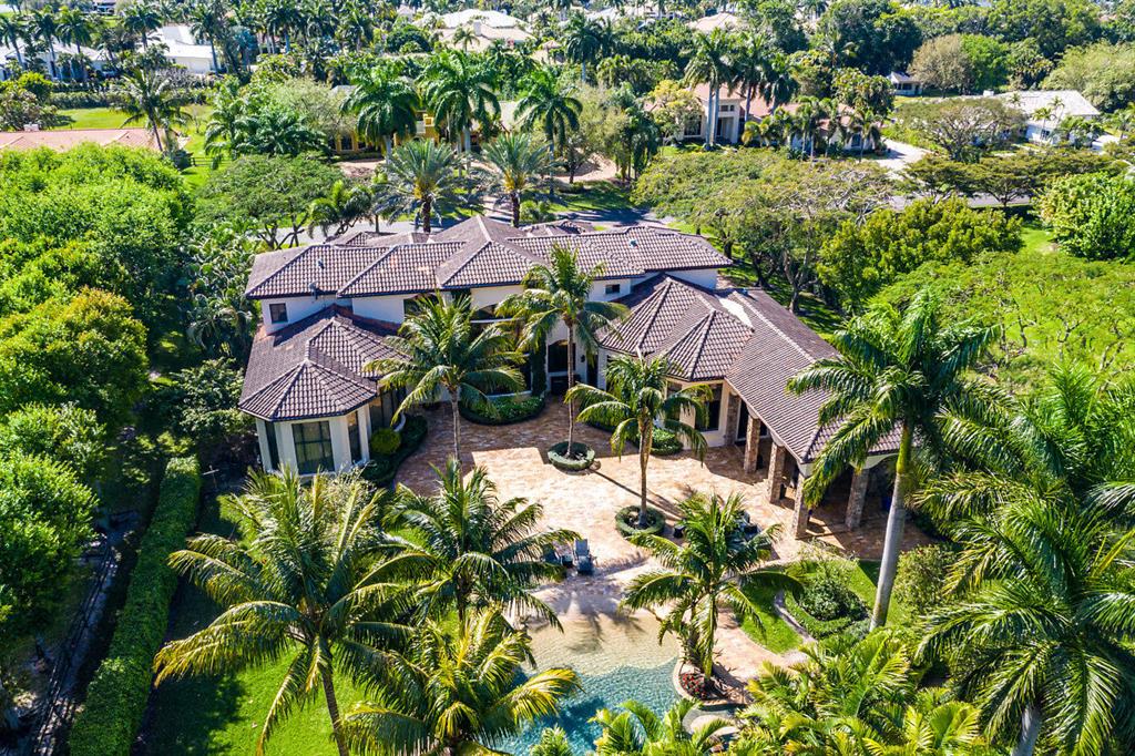 BONIELLOS ACRES - Residential