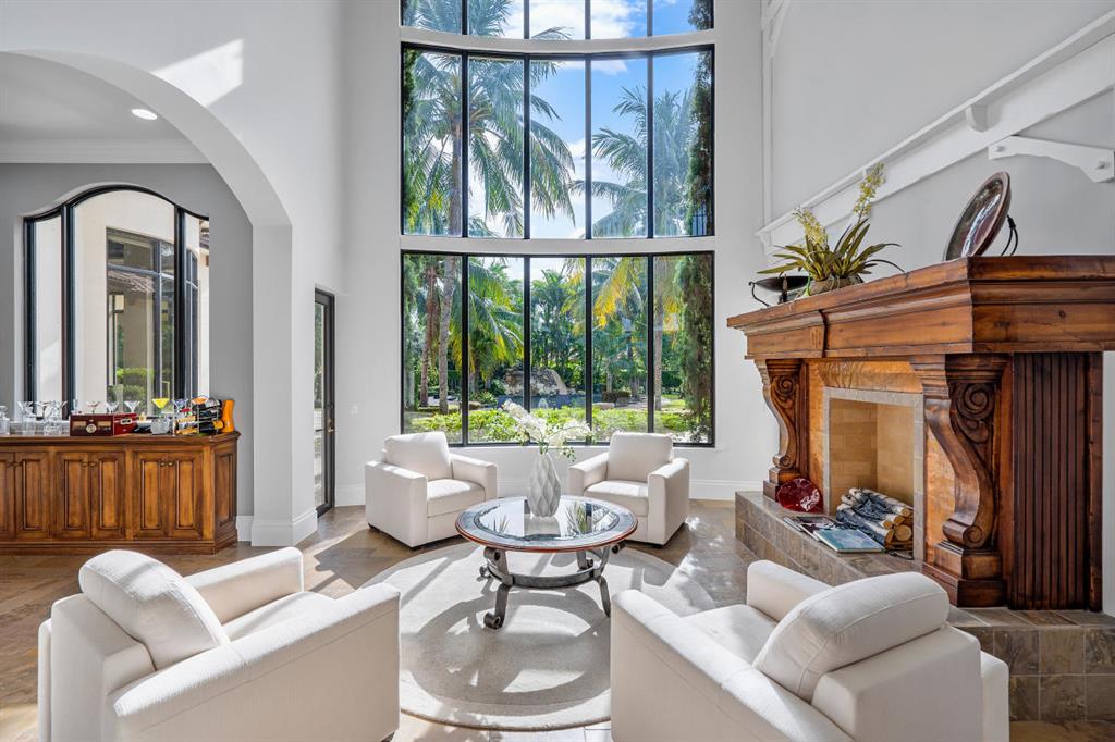 BONIELLOS ACRES - Residential