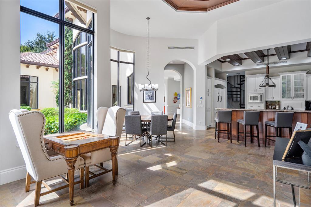 BONIELLOS ACRES - Residential