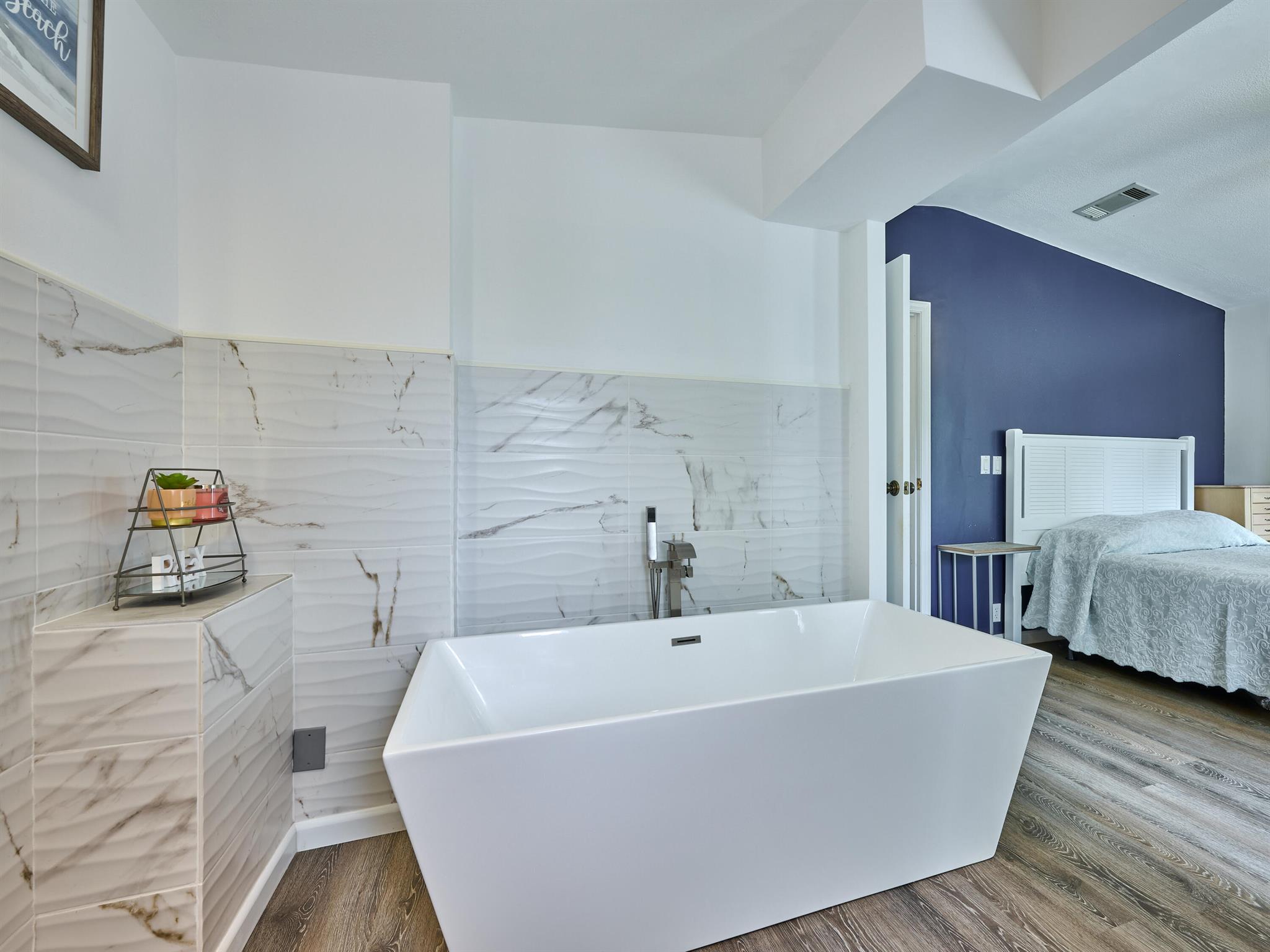 RIDGEWAY - Residential