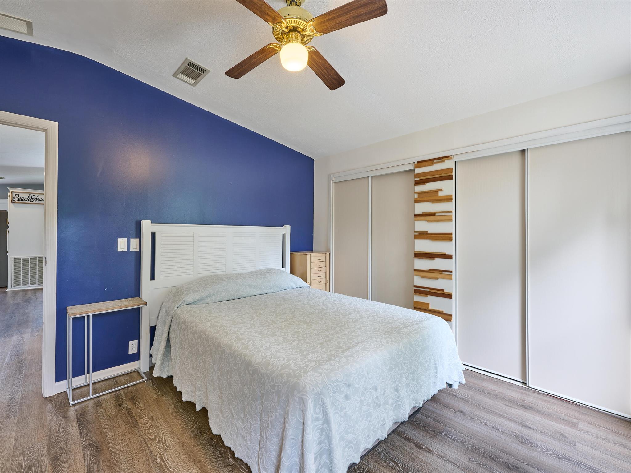 RIDGEWAY - Residential