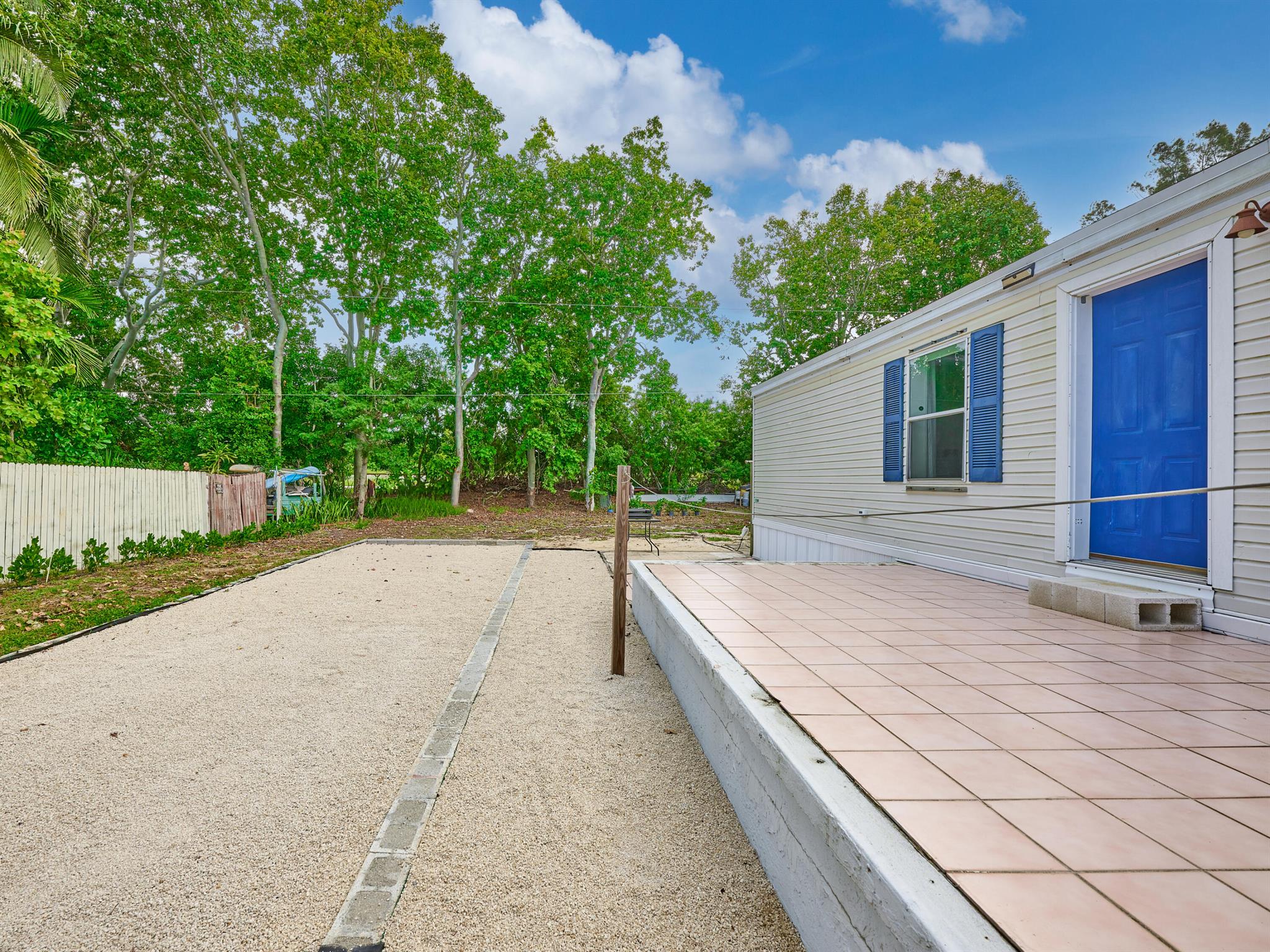 RIDGEWAY - Residential
