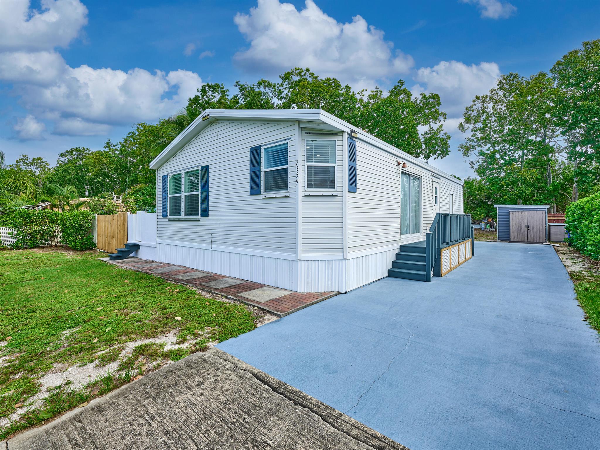 RIDGEWAY - Residential