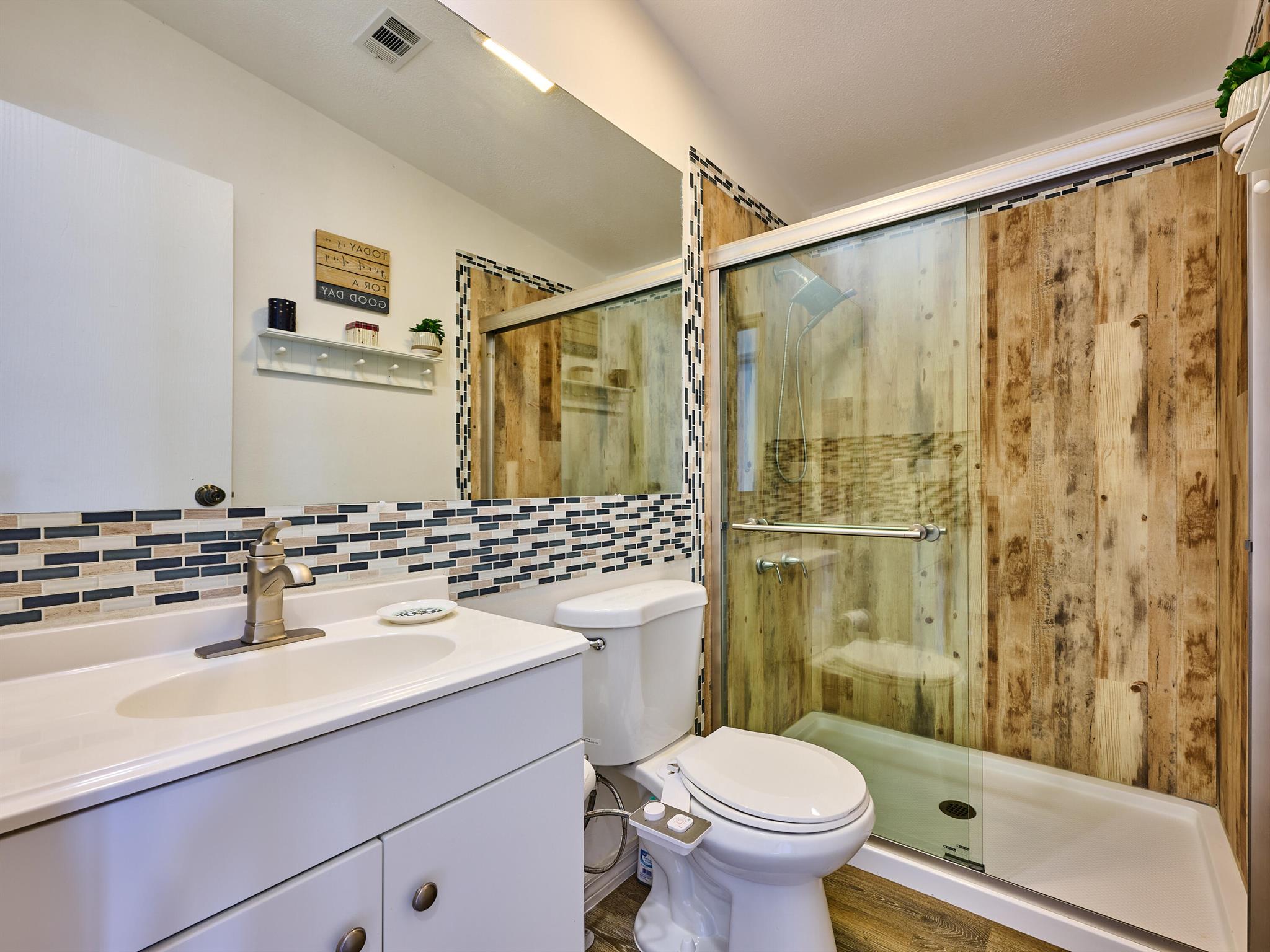 RIDGEWAY - Residential