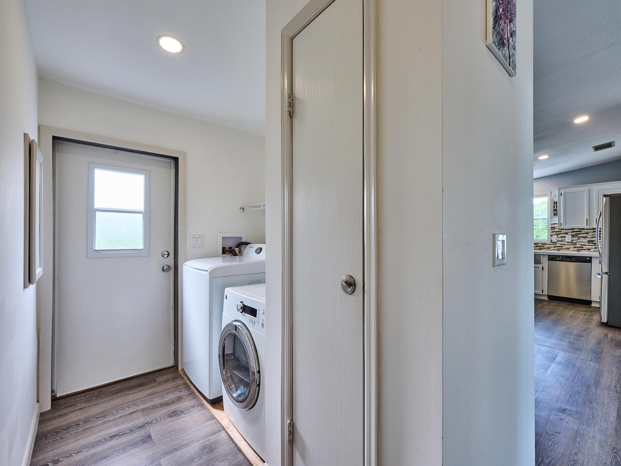 RIDGEWAY - Residential