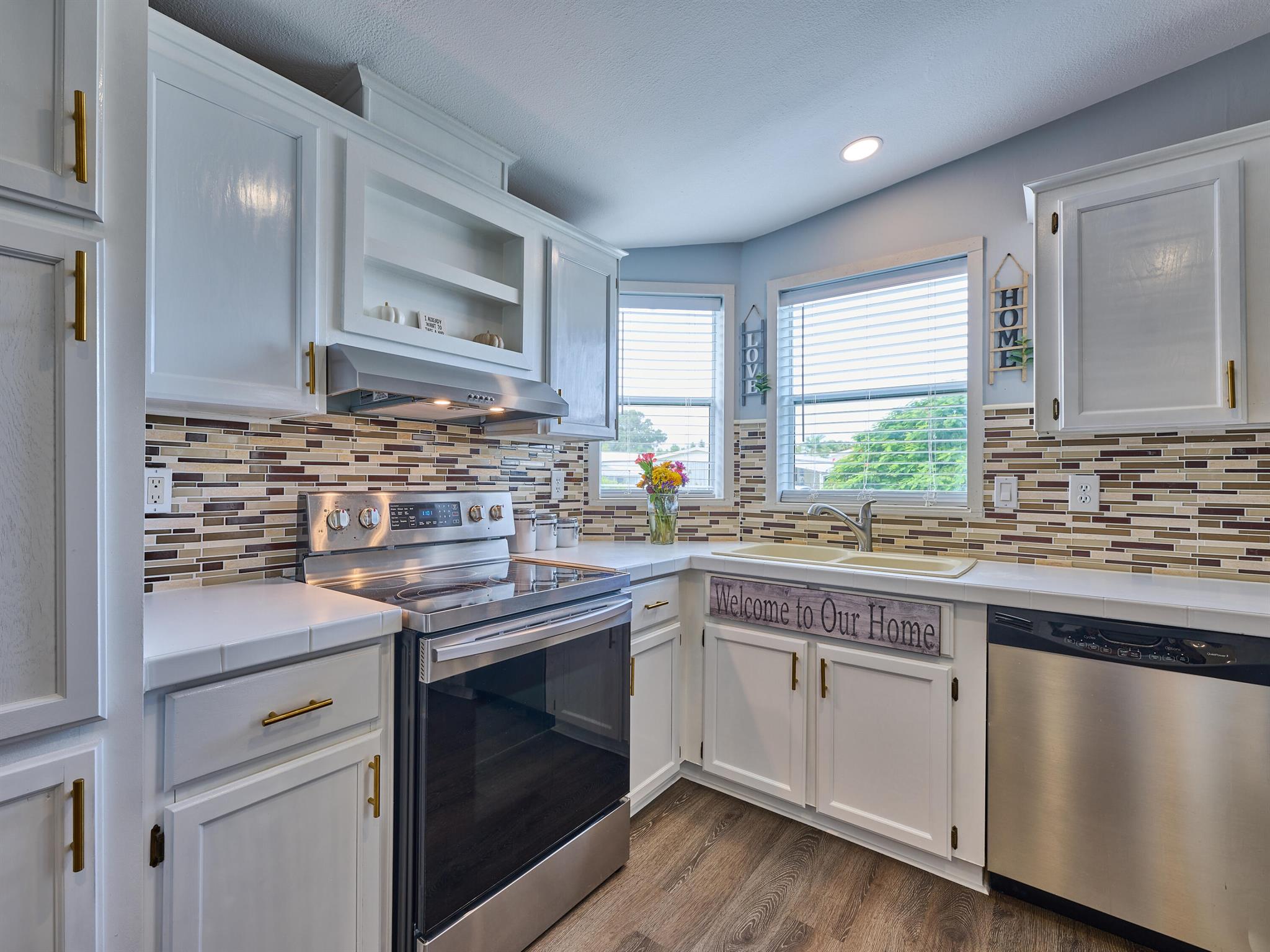 RIDGEWAY - Residential