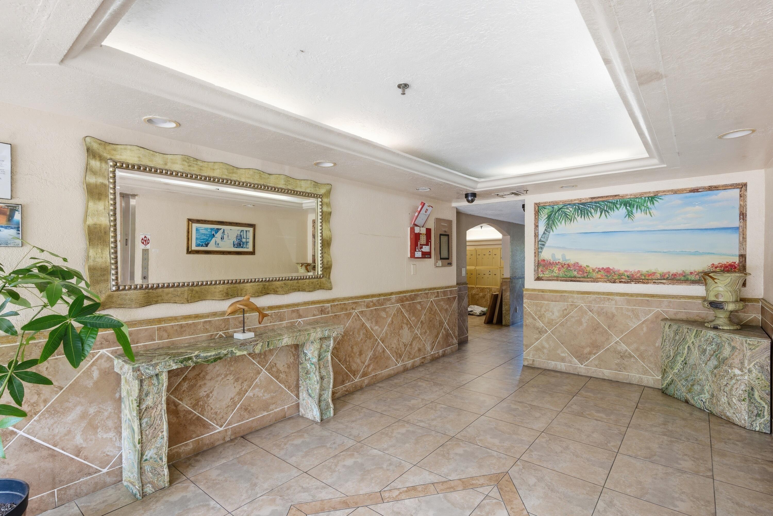 LAVERS RESORT & RACQUET CLUB - Residential