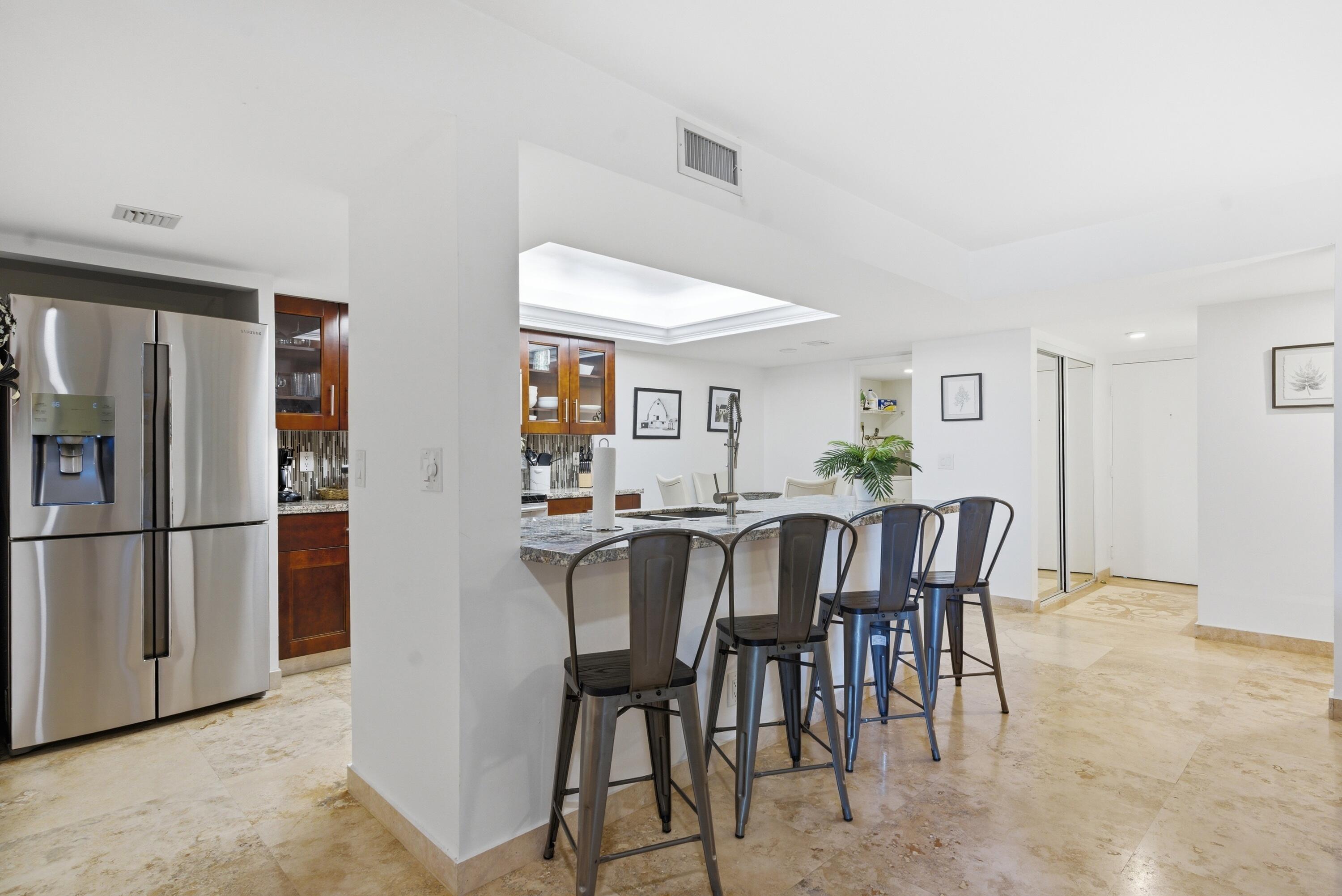 LAVERS RESORT & RACQUET CLUB - Residential