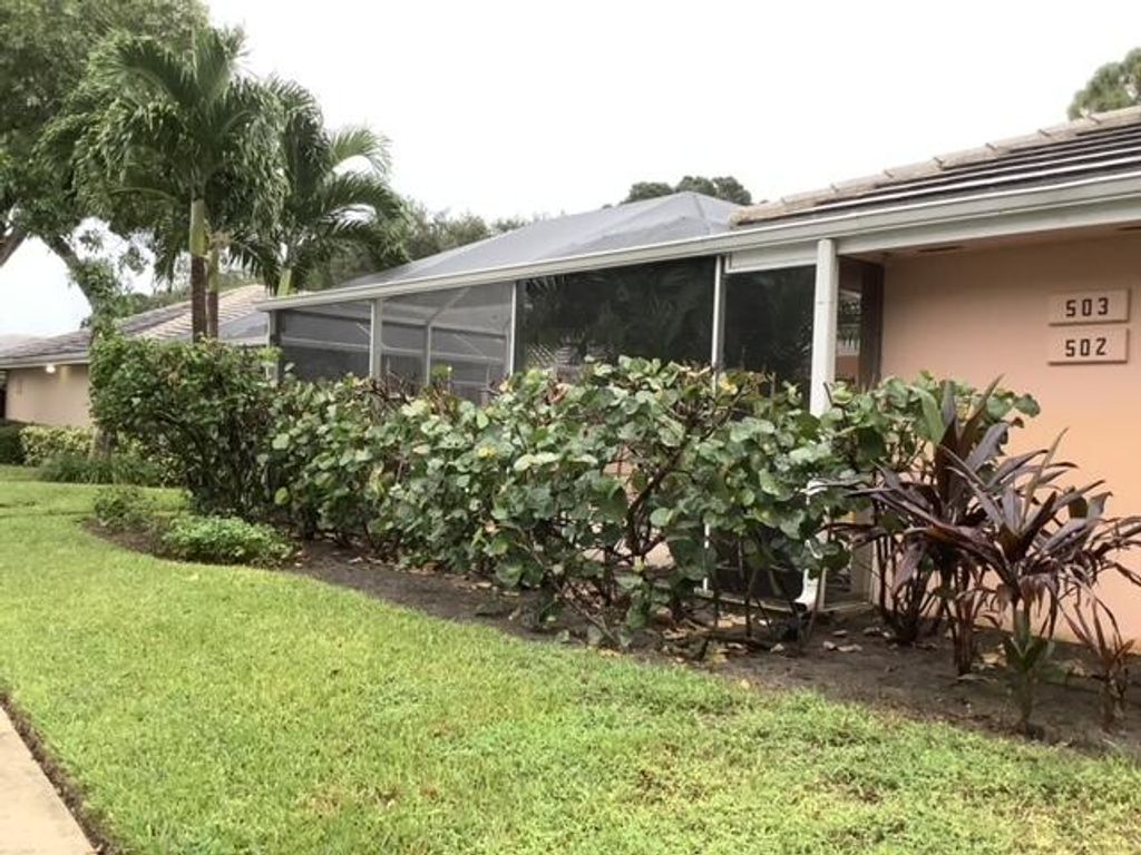 Photo of 502 Sun Terrace Court, Palm Beach Gardens, FL 33403 (MLS # R10931060)