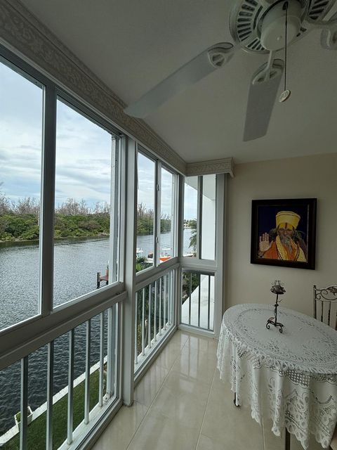 A home in Deerfield Beach