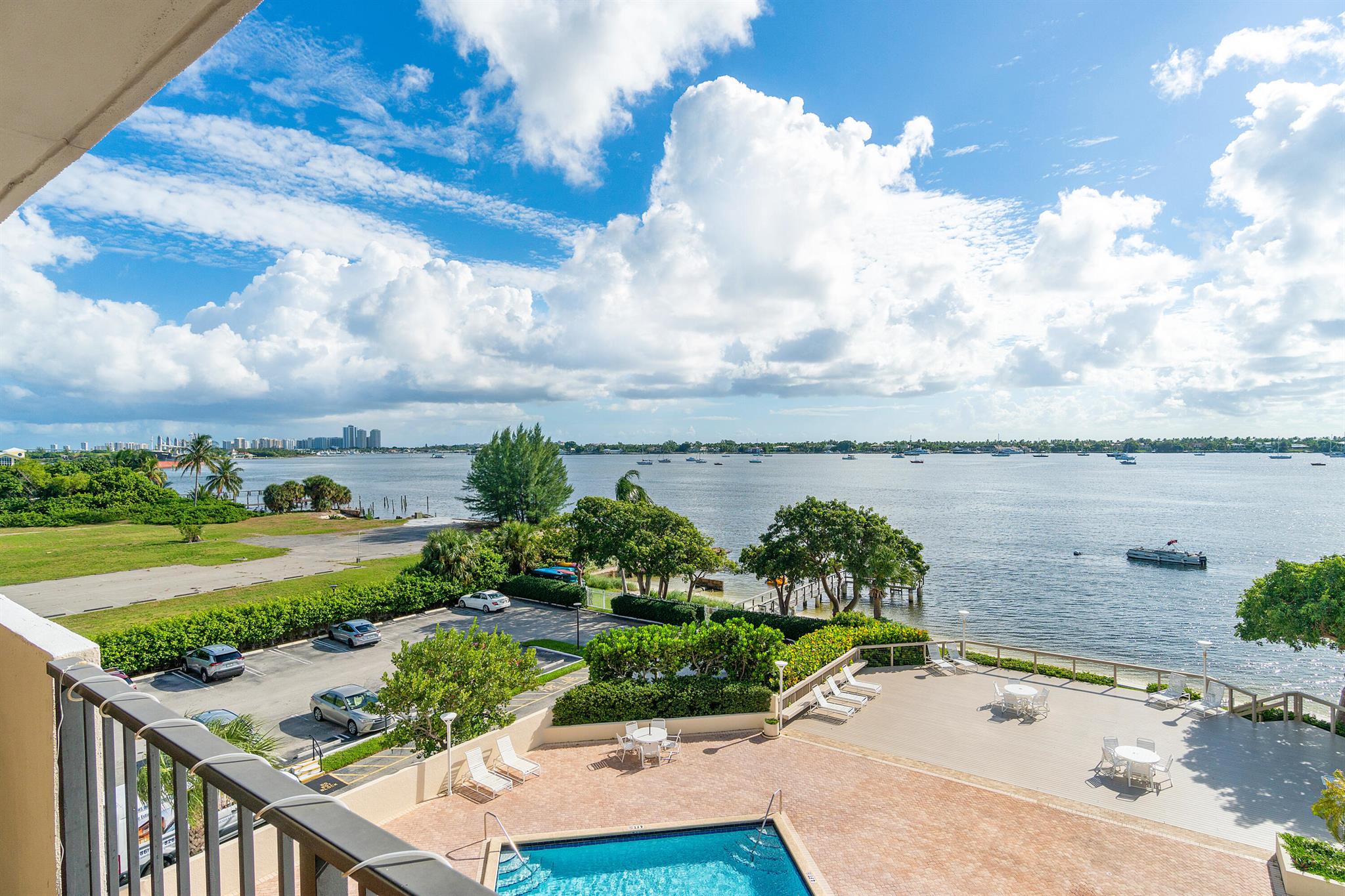 PALM BEACH HOUSE CONDO - Residential Lease