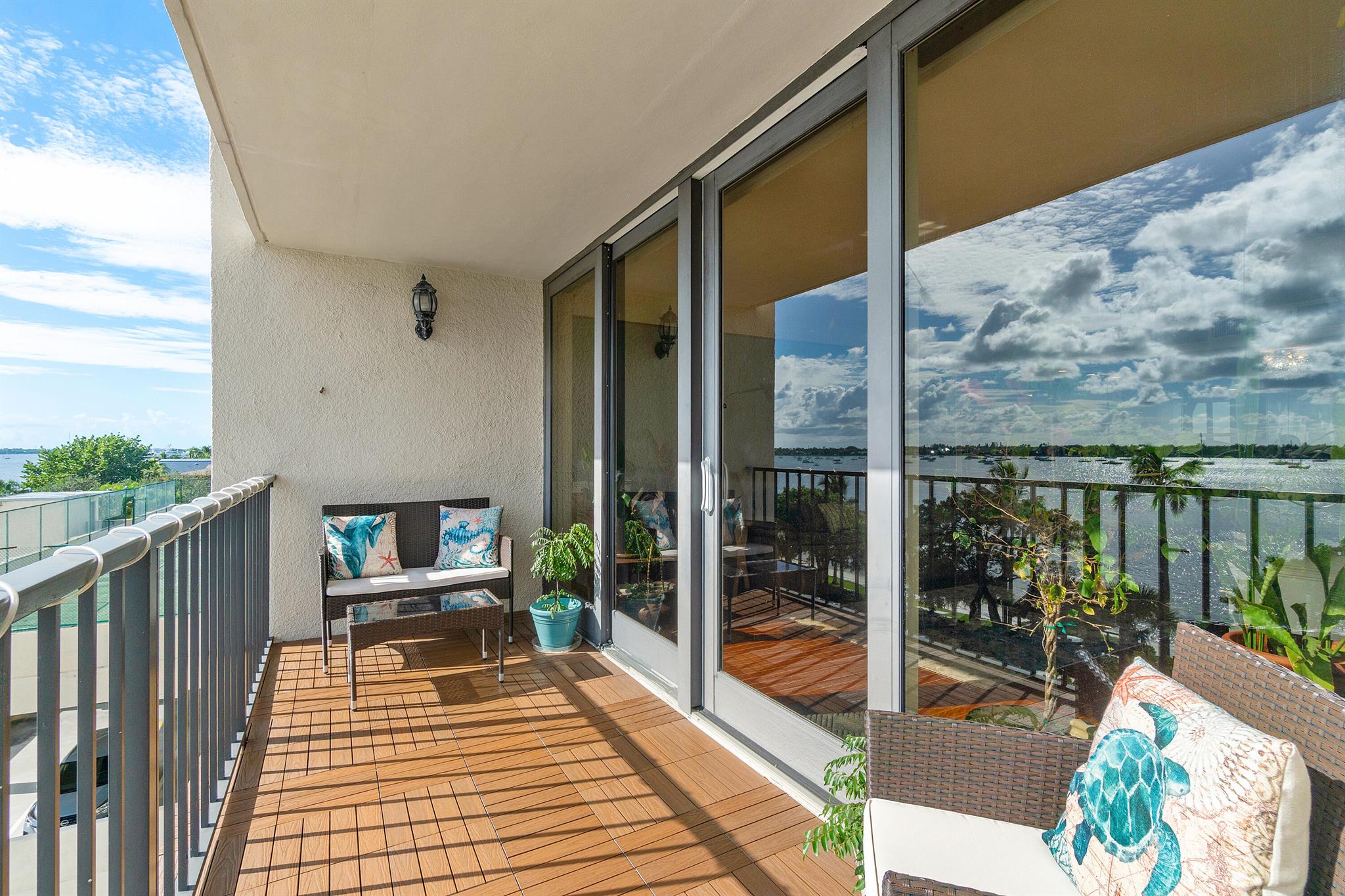 PALM BEACH HOUSE CONDO - Residential Lease