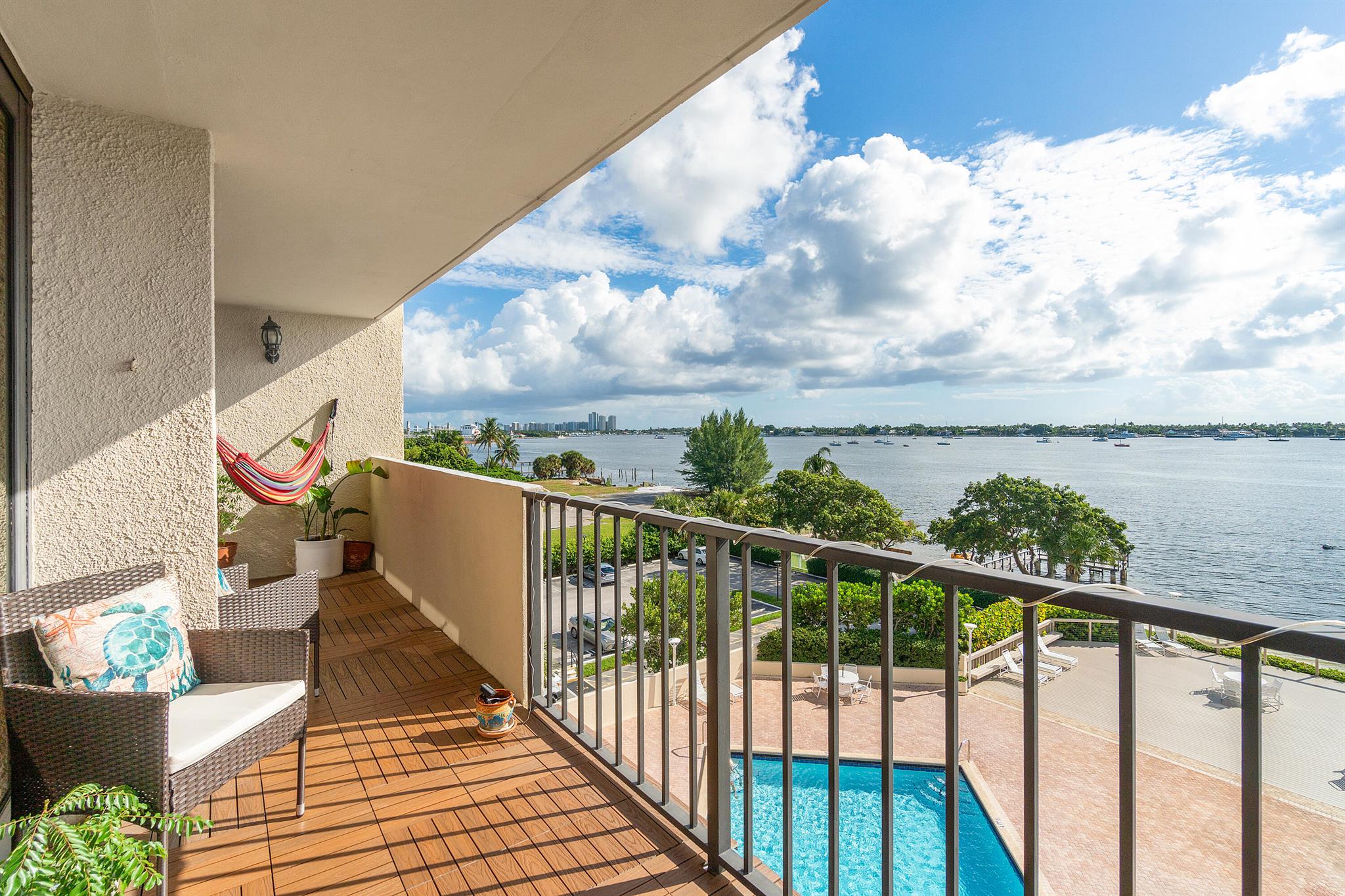 PALM BEACH HOUSE CONDO - Residential Lease